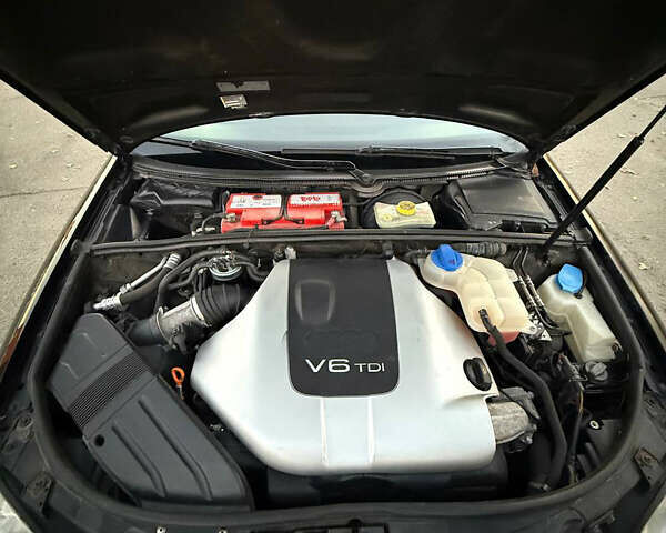 Чорний Ауді А4, об'ємом двигуна 2.5 л та пробігом 459 тис. км за 4900 $, фото 8 на Automoto.ua