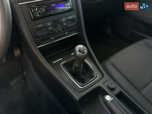 Ауди А4 2005 в Виннице на Automoto.ua Черный Ауди А4, объемом двигателя 1.6 л и пробегом 238 тыс. км за 6700 $, фото 29 на Automoto.ua