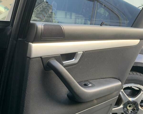 Черный Ауди А4, объемом двигателя 1.97 л и пробегом 400 тыс. км за 6200 $, фото 7 на Automoto.ua