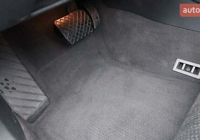 Чорний Ауді А4, об'ємом двигуна 2 л та пробігом 222 тис. км за 8350 $, фото 33 на Automoto.ua