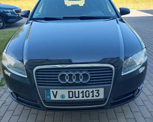 Черный Ауди А4, объемом двигателя 2 л и пробегом 325 тыс. км за 3500 $, фото 3 на Automoto.ua