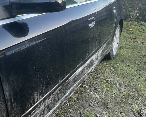 Чорний Ауді А4, об'ємом двигуна 1.8 л та пробігом 280 тис. км за 4000 $, фото 2 на Automoto.ua