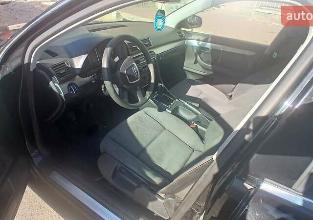 Чорний Ауді А4, об'ємом двигуна 1.98 л та пробігом 400 тис. км за 6250 $, фото 1 на Automoto.ua