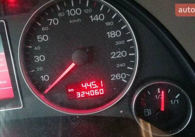 Ауді А4 2006 у Сарнах на Automoto.ua Чорний Ауді А4, об'ємом двигуна 2 л та пробігом 324 тис. км за 4000 $, фото 3 на Automoto.ua