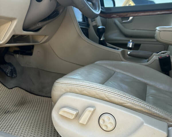 Чорний Ауді А4, об'ємом двигуна 2.7 л та пробігом 301 тис. км за 6900 $, фото 8 на Automoto.ua