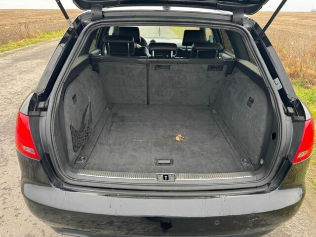 Чорний Ауді А4, об'ємом двигуна 2 л та пробігом 300 тис. км за 2850 $, фото 8 на Automoto.ua