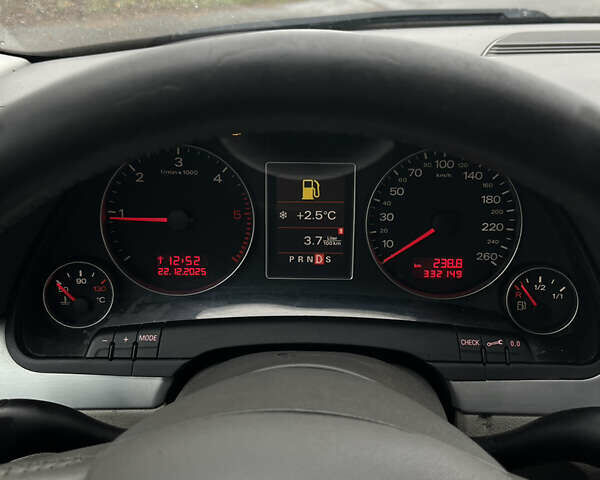 Черный Ауди А4, объемом двигателя 2 л и пробегом 332 тыс. км за 5250 $, фото 13 на Automoto.ua