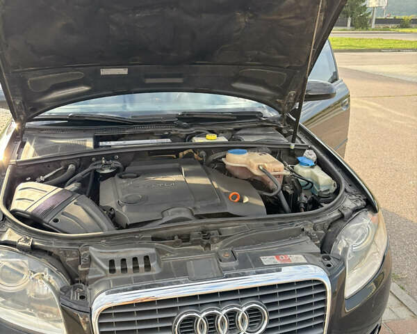 Чорний Ауді А4, об'ємом двигуна 2 л та пробігом 280 тис. км за 6500 $, фото 8 на Automoto.ua