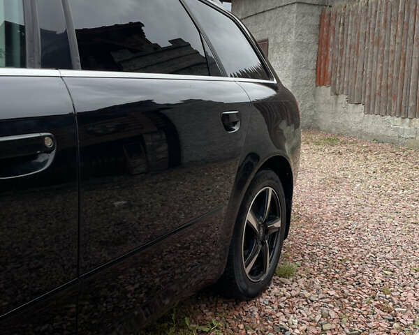 Черный Ауди А4, объемом двигателя 2.5 л и пробегом 363 тыс. км за 6250 $, фото 9 на Automoto.ua