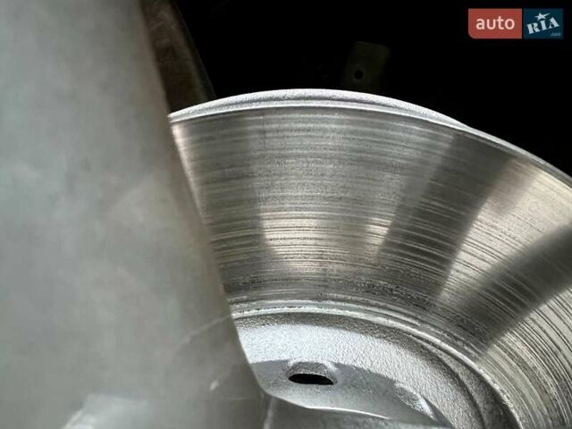 Чорний Ауді А4, об'ємом двигуна 1.8 л та пробігом 218 тис. км за 7650 $, фото 59 на Automoto.ua