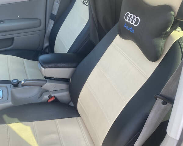 Чорний Ауді А4, об'ємом двигуна 2.5 л та пробігом 360 тис. км за 5300 $, фото 9 на Automoto.ua