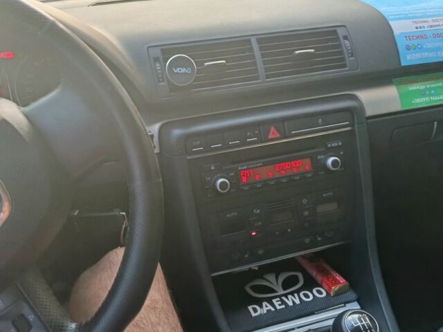 Черный Ауди А4, объемом двигателя 2 л и пробегом 460 тыс. км за 6900 $, фото 4 на Automoto.ua