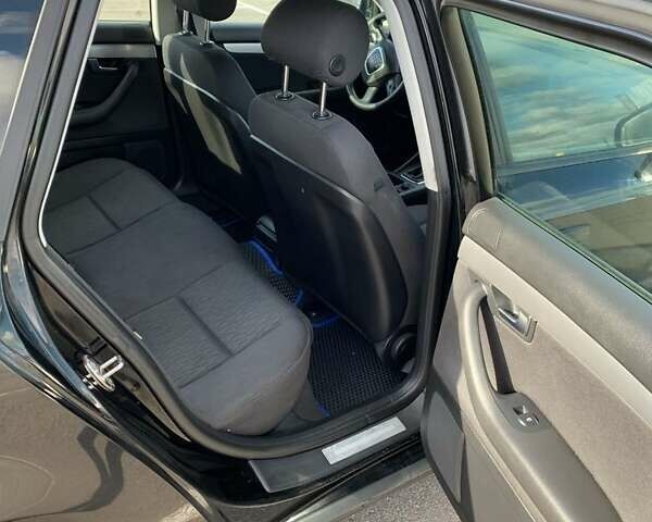 Чорний Ауді А4, об'ємом двигуна 1.6 л та пробігом 283 тис. км за 6900 $, фото 9 на Automoto.ua
