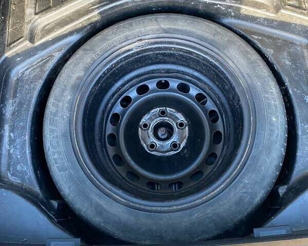 Ауді А4 2006 у Івано-Франківську на Automoto.ua Чорний Ауді А4, об'ємом двигуна 1.97 л та пробігом 339 тис. км за 6250 $, фото 26 на Automoto.ua