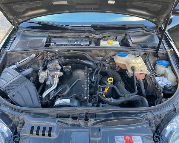 Ауді А4 2006 у Івано-Франківську на Automoto.ua Чорний Ауді А4, об'ємом двигуна 1.97 л та пробігом 339 тис. км за 6250 $, фото 25 на Automoto.ua