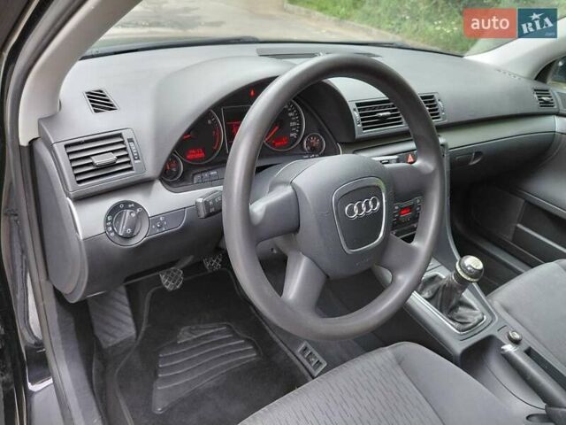 Черный Ауди А4, объемом двигателя 1.6 л и пробегом 234 тыс. км за 6550 $, фото 14 на Automoto.ua