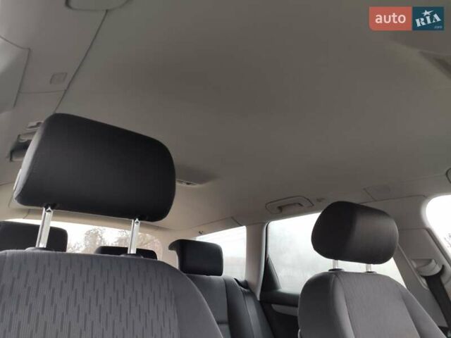 Чорний Ауді А4, об'ємом двигуна 1.8 л та пробігом 245 тис. км за 7500 $, фото 34 на Automoto.ua