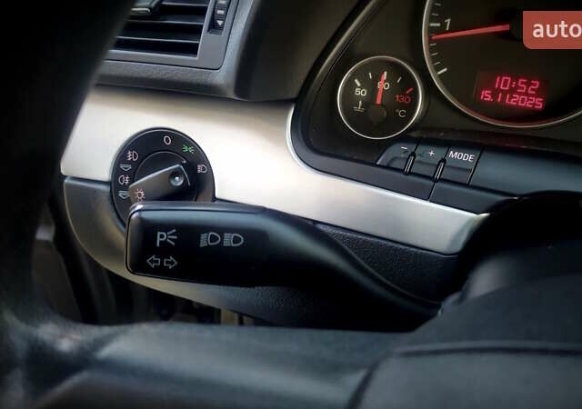 Черный Ауди А4, объемом двигателя 1.6 л и пробегом 200 тыс. км за 7400 $, фото 135 на Automoto.ua