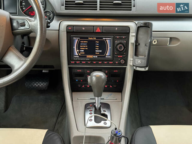 Чорний Ауді А4, об'ємом двигуна 2.5 л та пробігом 362 тис. км за 5999 $, фото 26 на Automoto.ua