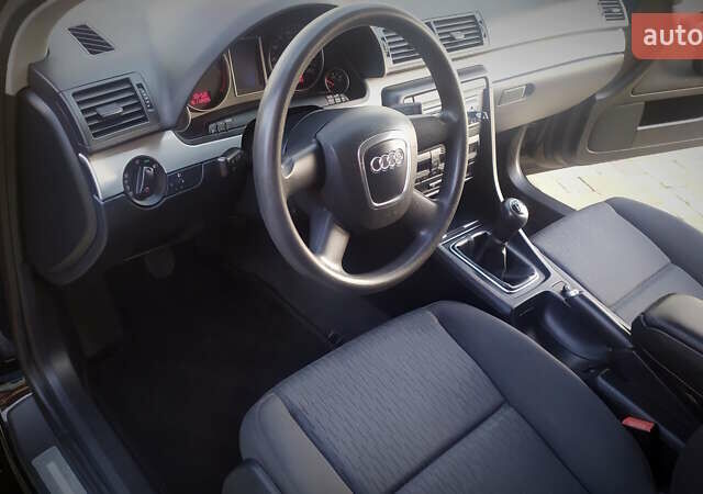 Чорний Ауді А4, об'ємом двигуна 1.6 л та пробігом 200 тис. км за 7700 $, фото 118 на Automoto.ua