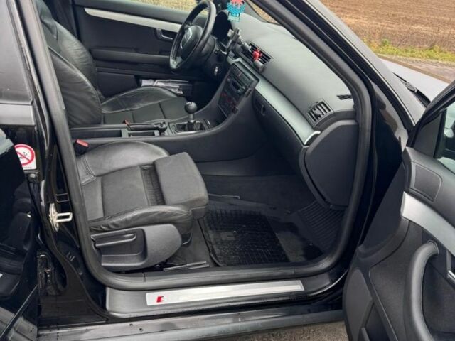 Чорний Ауді А4, об'ємом двигуна 2 л та пробігом 300 тис. км за 2850 $, фото 16 на Automoto.ua