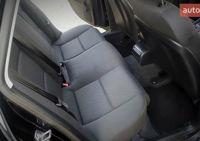 Чорний Ауді А4, об'ємом двигуна 1.6 л та пробігом 200 тис. км за 7700 $, фото 150 на Automoto.ua