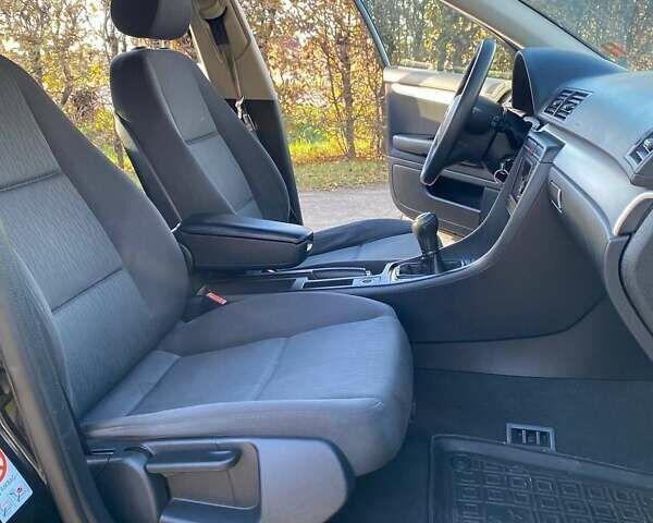 Ауді А4 2006 у Івано-Франківську на Automoto.ua Чорний Ауді А4, об'ємом двигуна 1.97 л та пробігом 339 тис. км за 6250 $, фото 24 на Automoto.ua