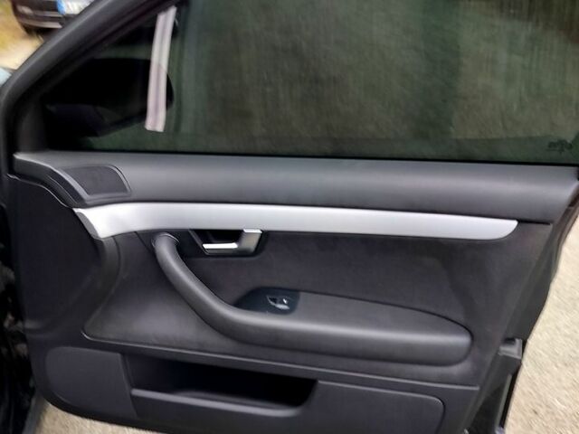 Чорний Ауді А4, об'ємом двигуна 1.9 л та пробігом 287 тис. км за 7200 $, фото 8 на Automoto.ua