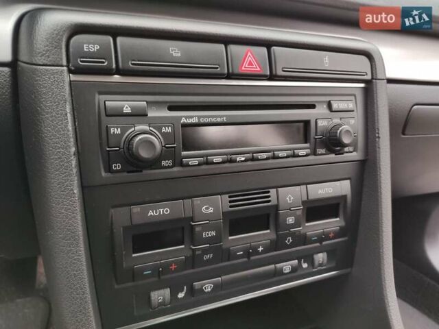 Чорний Ауді А4, об'ємом двигуна 1.8 л та пробігом 245 тис. км за 7500 $, фото 30 на Automoto.ua