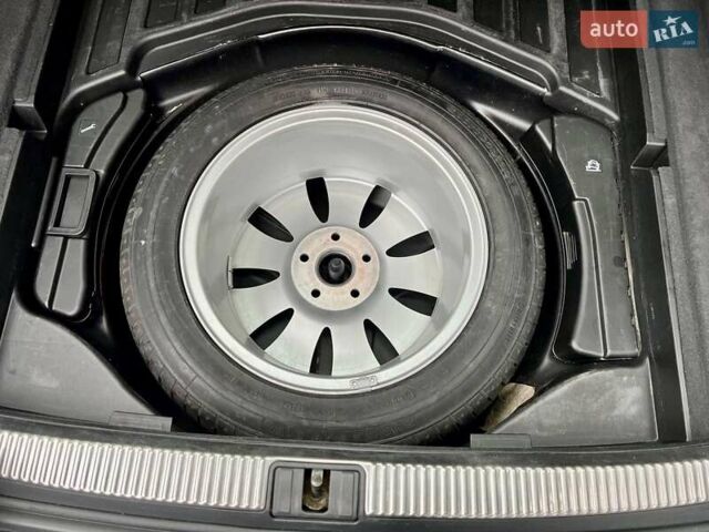 Чорний Ауді А4, об'ємом двигуна 1.8 л та пробігом 218 тис. км за 7650 $, фото 97 на Automoto.ua