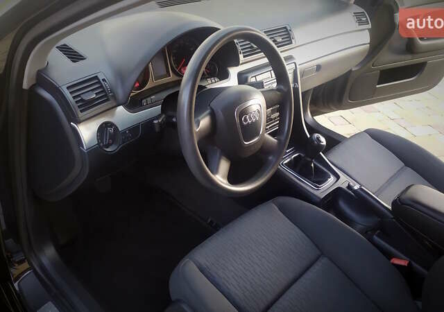 Чорний Ауді А4, об'ємом двигуна 1.6 л та пробігом 200 тис. км за 7700 $, фото 117 на Automoto.ua