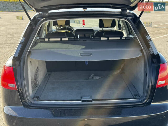 Чорний Ауді А4, об'ємом двигуна 2.5 л та пробігом 366 тис. км за 5600 $, фото 28 на Automoto.ua