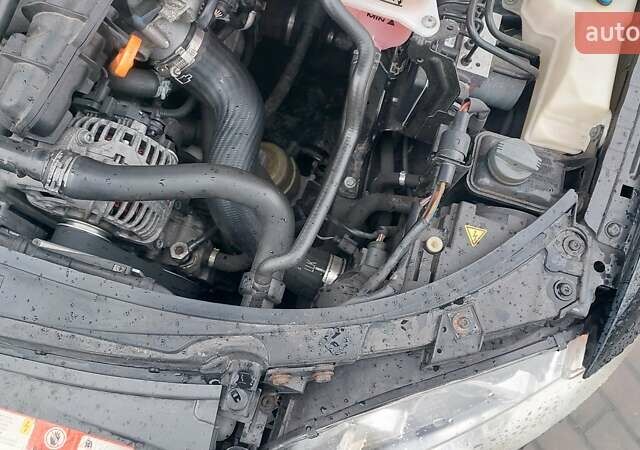 Чорний Ауді А4, об'ємом двигуна 2 л та пробігом 222 тис. км за 8350 $, фото 58 на Automoto.ua