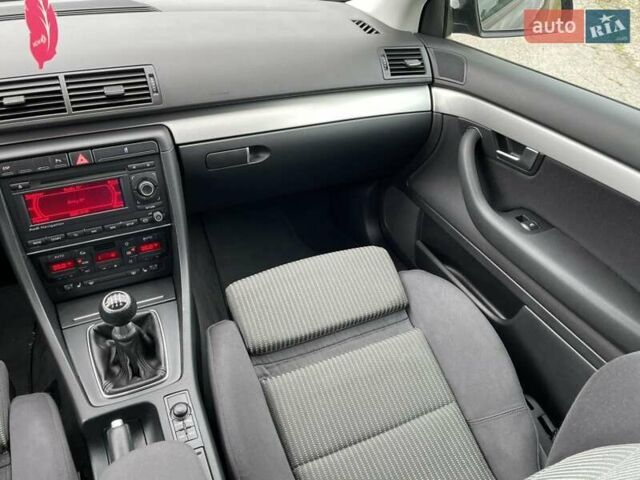 Чорний Ауді А4, об'ємом двигуна 1.8 л та пробігом 145 тис. км за 7650 $, фото 32 на Automoto.ua