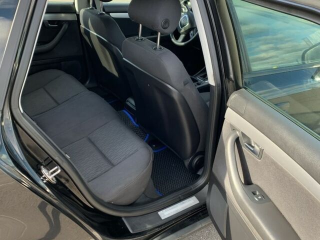 Чорний Ауді А4, об'ємом двигуна 1.6 л та пробігом 283 тис. км за 6900 $, фото 10 на Automoto.ua