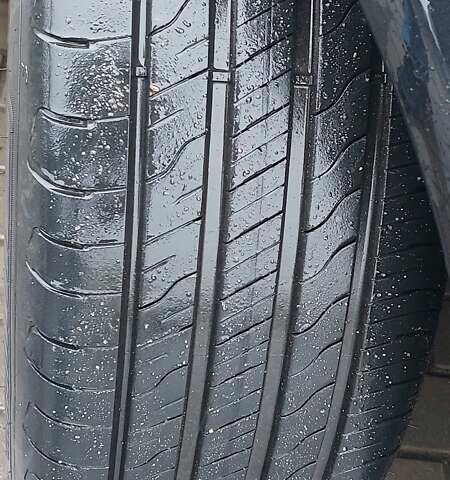 Чорний Ауді А4, об'ємом двигуна 2 л та пробігом 222 тис. км за 8350 $, фото 22 на Automoto.ua