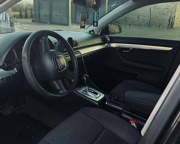 Ауді А4 2006 у Львові на Automoto.ua Чорний Ауді А4, об'ємом двигуна 1.97 л та пробігом 25 тис. км за 6300 $, фото 13 на Automoto.ua