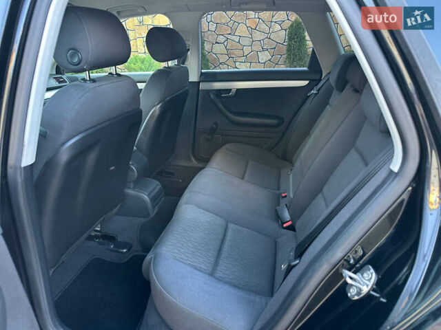 Чорний Ауді А4, об'ємом двигуна 1.8 л та пробігом 239 тис. км за 7500 $, фото 14 на Automoto.ua