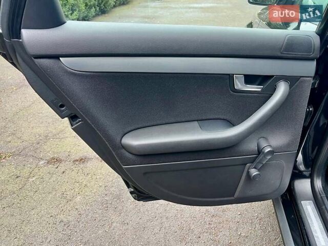 Чорний Ауді А4, об'ємом двигуна 1.8 л та пробігом 218 тис. км за 7650 $, фото 84 на Automoto.ua