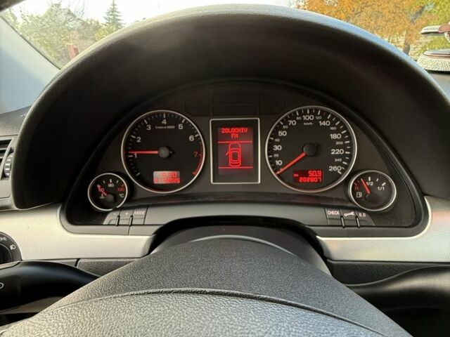 Ауди А4 2006 в Харькове на Automoto.ua Черный Ауди А4, объемом двигателя 2 л и пробегом 202 тыс. км за 7600 $, фото 21 на Automoto.ua