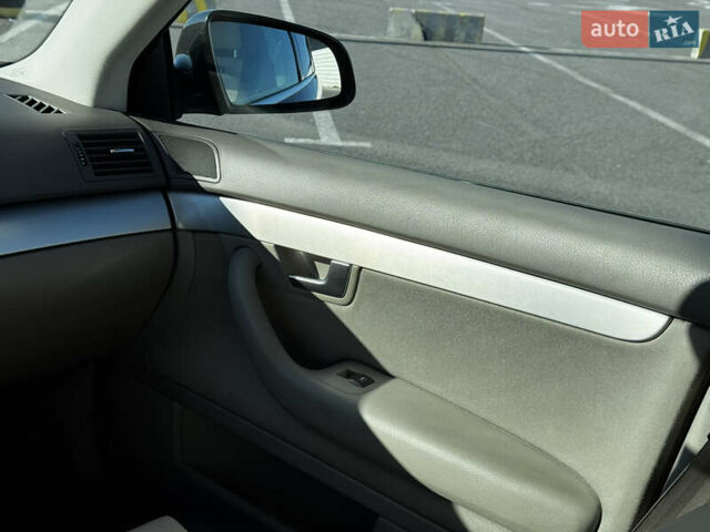 Чорний Ауді А4, об'ємом двигуна 2.5 л та пробігом 366 тис. км за 5600 $, фото 22 на Automoto.ua