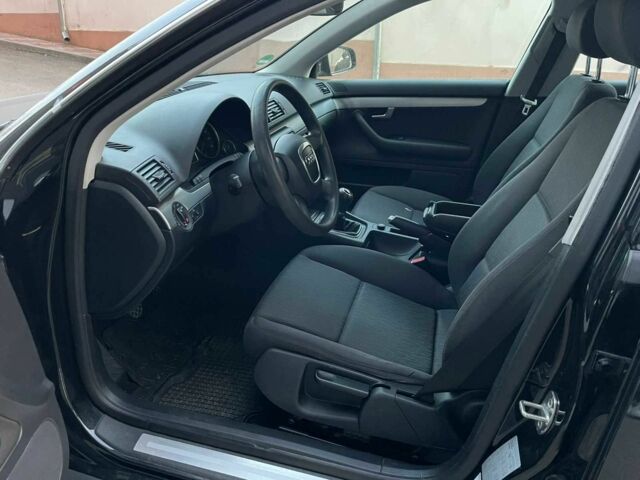 Чорний Ауді А4, об'ємом двигуна 1.6 л та пробігом 175 тис. км за 6599 $, фото 17 на Automoto.ua
