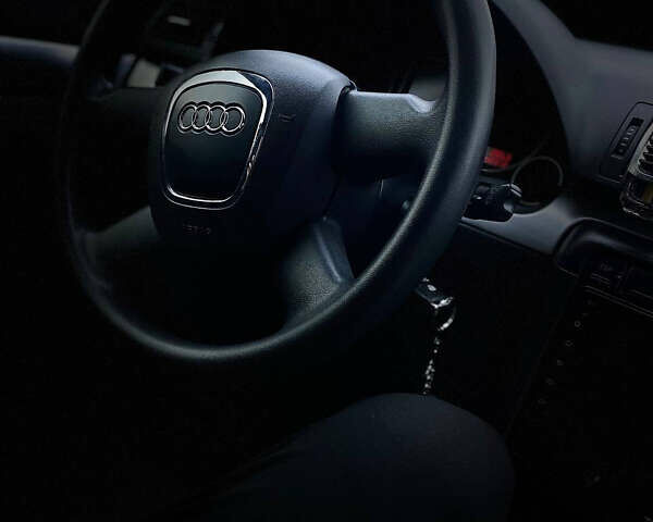 Ауді А4 2006 у Львові на Automoto.ua Чорний Ауді А4, об'ємом двигуна 1.97 л та пробігом 25 тис. км за 6300 $, фото 3 на Automoto.ua