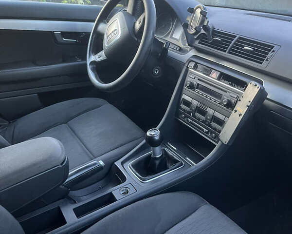 Черный Ауди А4, объемом двигателя 1.8 л и пробегом 280 тыс. км за 4400 $, фото 9 на Automoto.ua