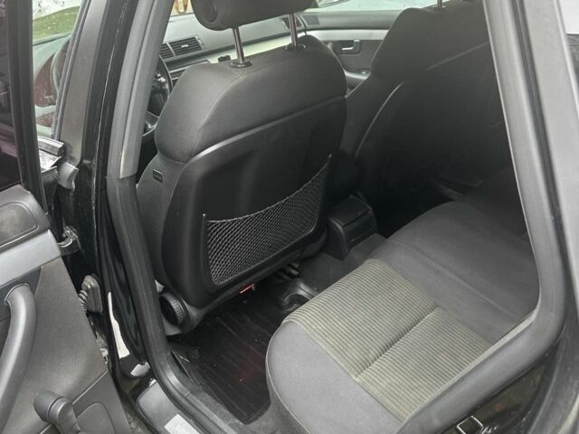 Черный Ауди А4, объемом двигателя 1.9 л и пробегом 280 тыс. км за 5300 $, фото 5 на Automoto.ua