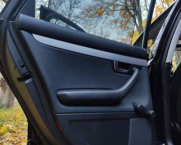 Черный Ауди А4, объемом двигателя 1.78 л и пробегом 380 тыс. км за 6300 $, фото 11 на Automoto.ua