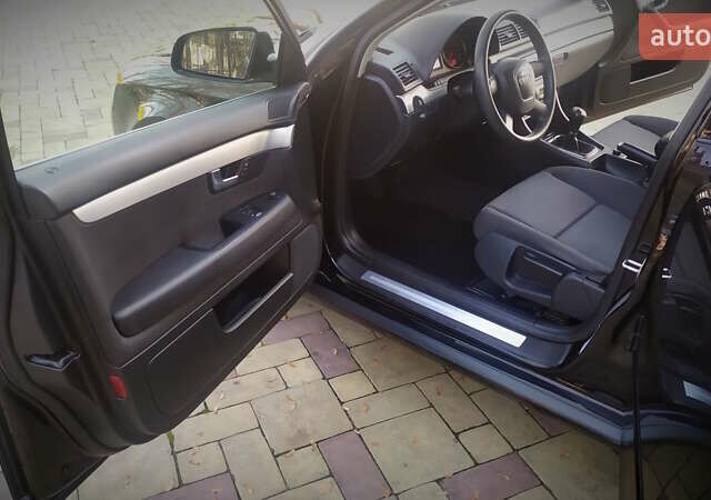 Чорний Ауді А4, об'ємом двигуна 1.6 л та пробігом 200 тис. км за 7700 $, фото 111 на Automoto.ua