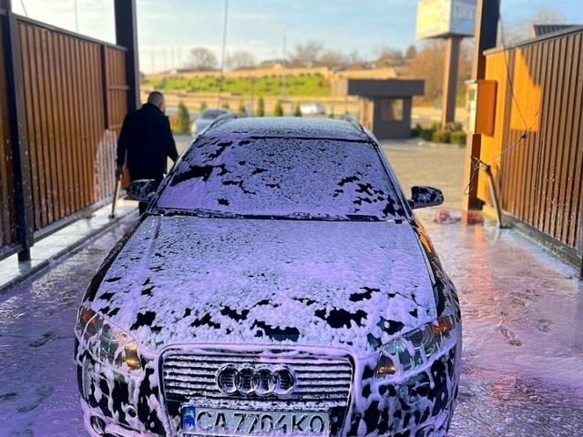 Черный Ауди А4, объемом двигателя 2 л и пробегом 230 тыс. км за 6400 $, фото 1 на Automoto.ua