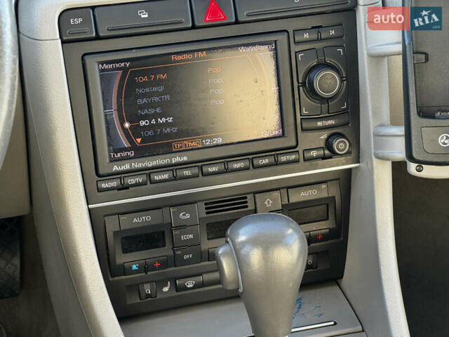 Чорний Ауді А4, об'ємом двигуна 2.5 л та пробігом 366 тис. км за 5600 $, фото 23 на Automoto.ua