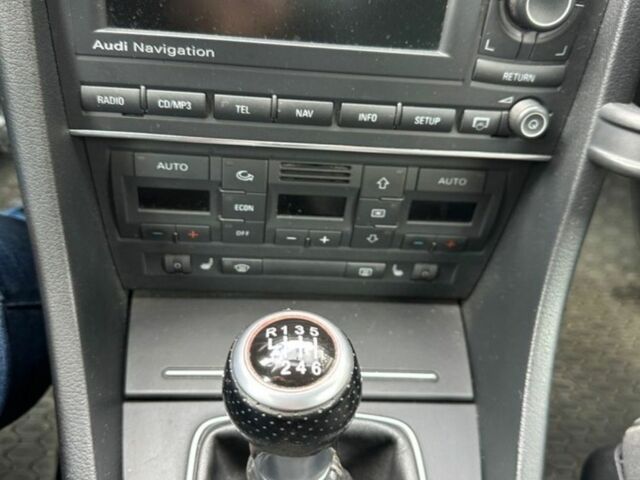 Чорний Ауді А4, об'ємом двигуна 0 л та пробігом 295 тис. км за 2500 $, фото 2 на Automoto.ua